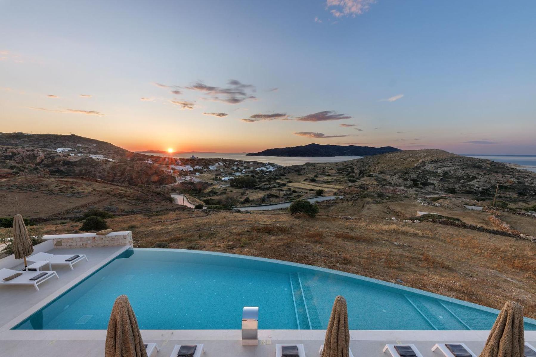 Anemolethe Aparthotel Kimolos Exterior photo